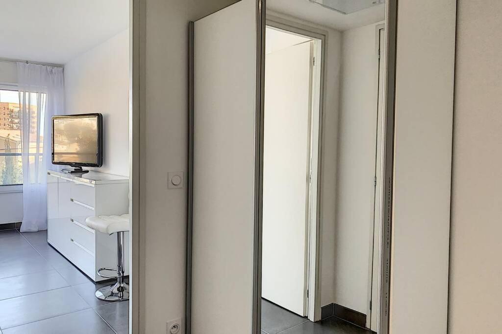 Great Studio With A Sea View And Parking In 400 Meters From Monaco Beausoleil Exteriör bild